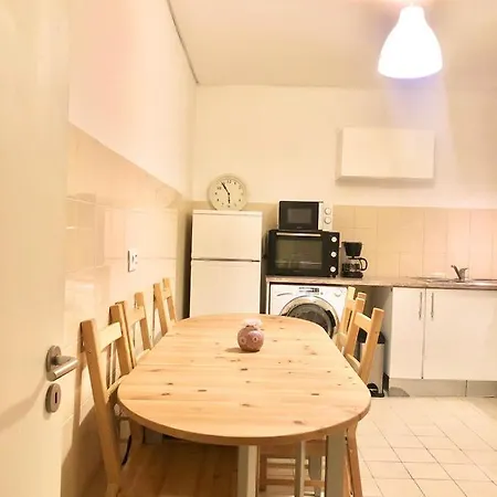 Frank's House & Happy Downtown דירה ליסבון