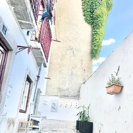 Frank's House & Happy Downtown Lissabon
