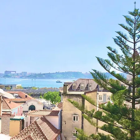 Frank's House & Happy Downtown Apartment Lisbon