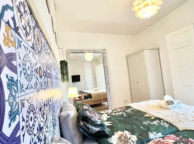 Frank's House & Happy Downtown Appartement *