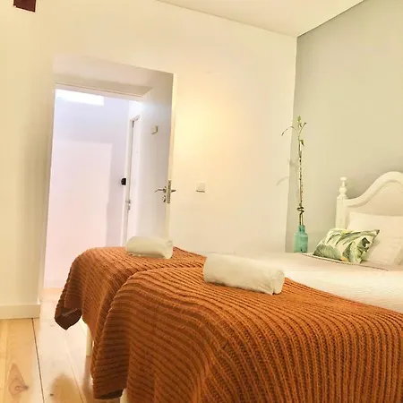 Frank's House & Happy Downtown Апартаменты *